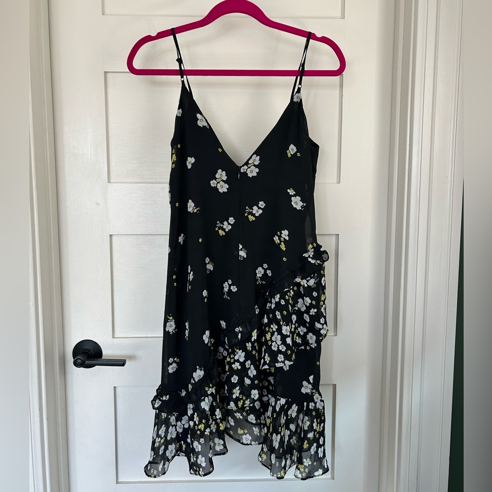 Bardot floral Ruffle Dress - Picture 4 of 4
